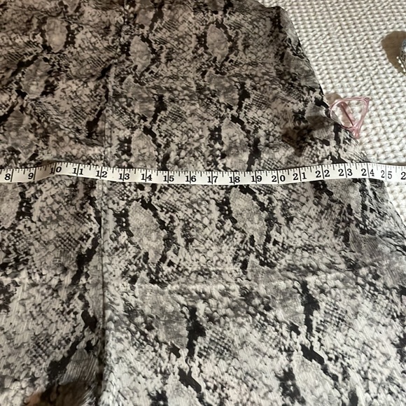 STORIA SNAKE PRINT HALTER JUMPSUIT SIZE S - Picture 10 of 11